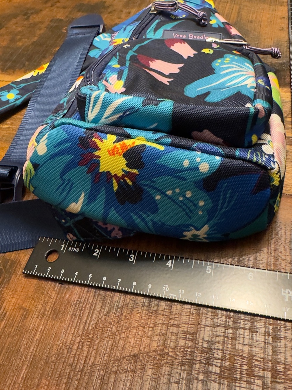 Vera Bradley Navy Floral Firefly Garden Small Sling Bag Summer 2019 Retired NWOT - Picture 6 of 9